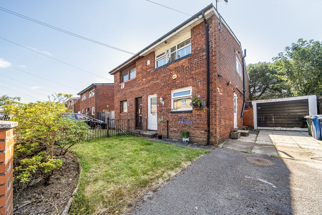 Property photo 1 of 15