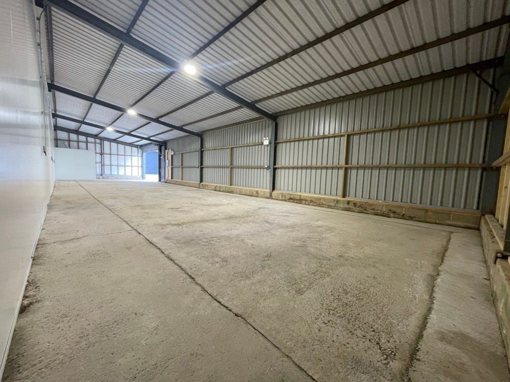 Property photo 3 of 8 Photo 2