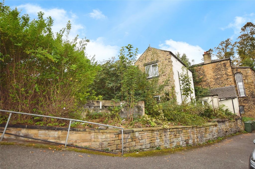 Property photo 1 of 27 Outside External