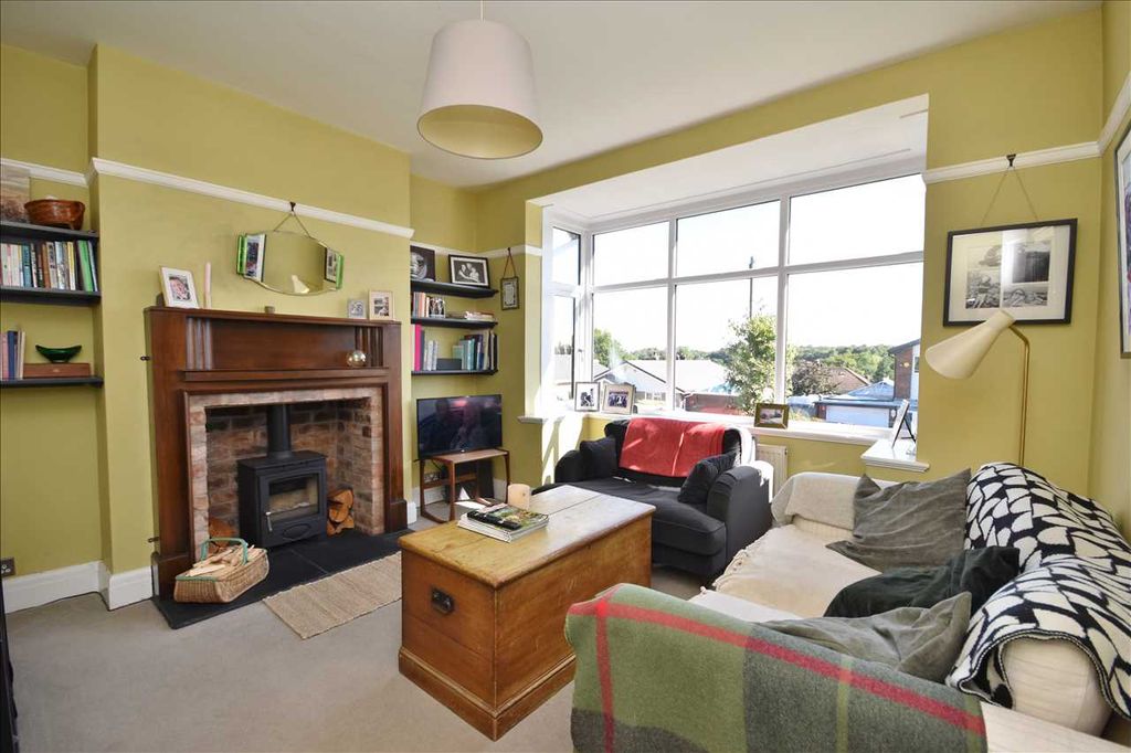 Property photo 3 of 25