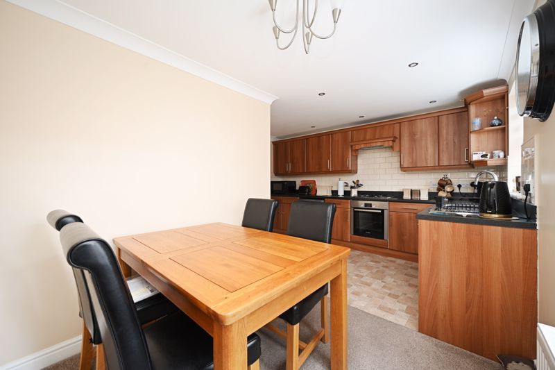 Property photo 3 of 24 Kitchen