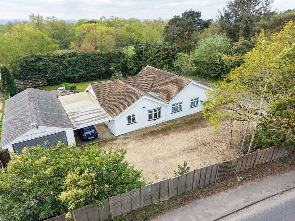 Property photo 1 of 18 Picture No. 01
