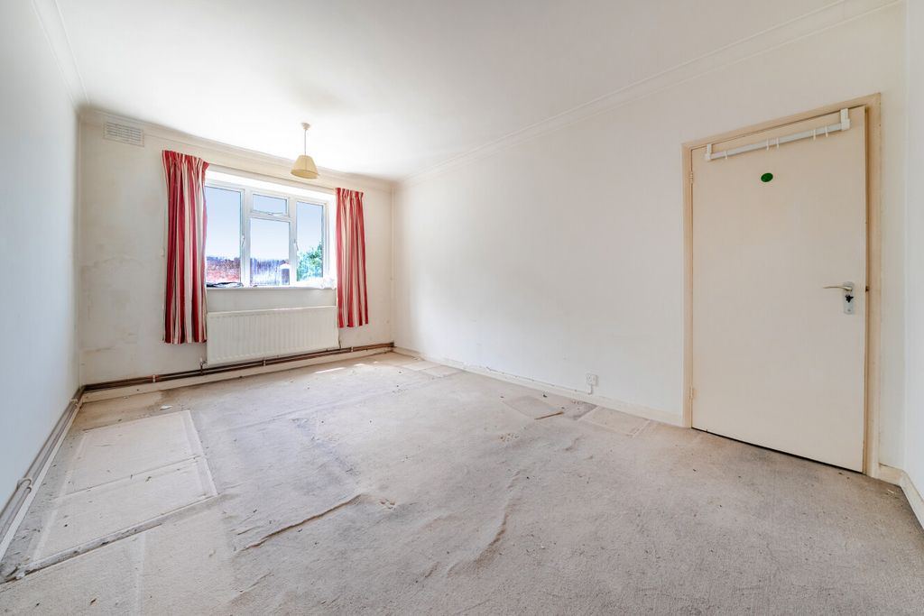 Property photo 1 of 7 1483431-11-6A3A78...