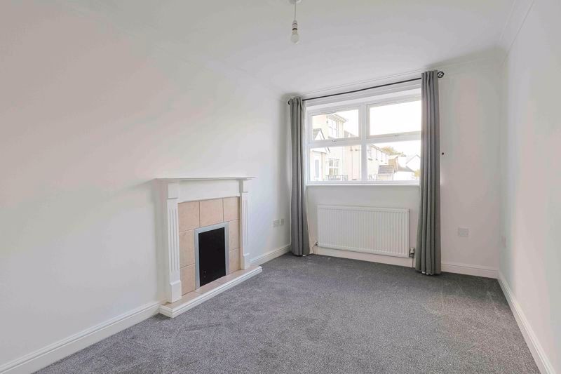 Property photo 2 of 9 Photo 9