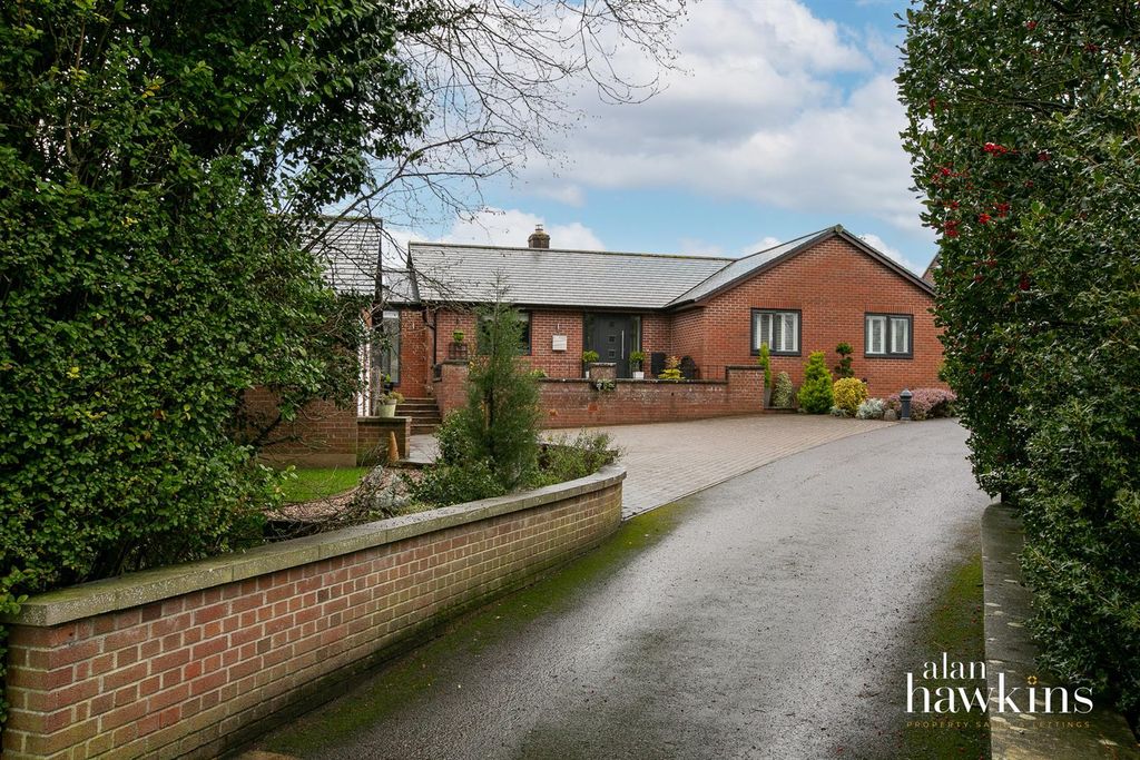 Property photo 1 of 25 3457-25.Jpg