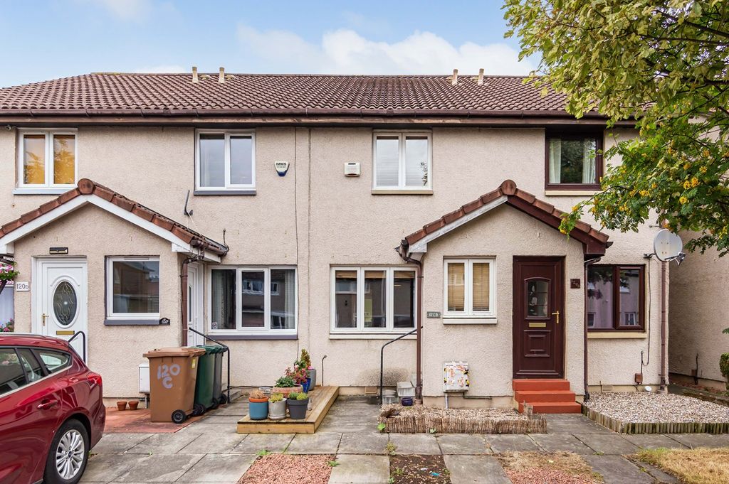 2 bed terraced house for sale Wester Hailes
