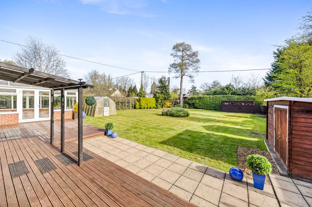 Property photo 2 of 23