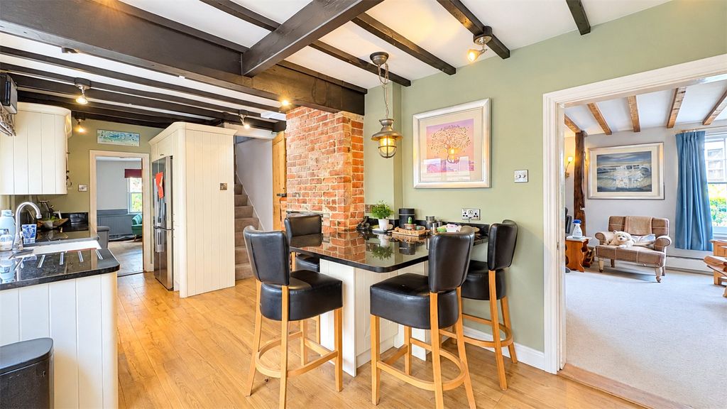 Property photo 2 of 23 Kitchen Diner