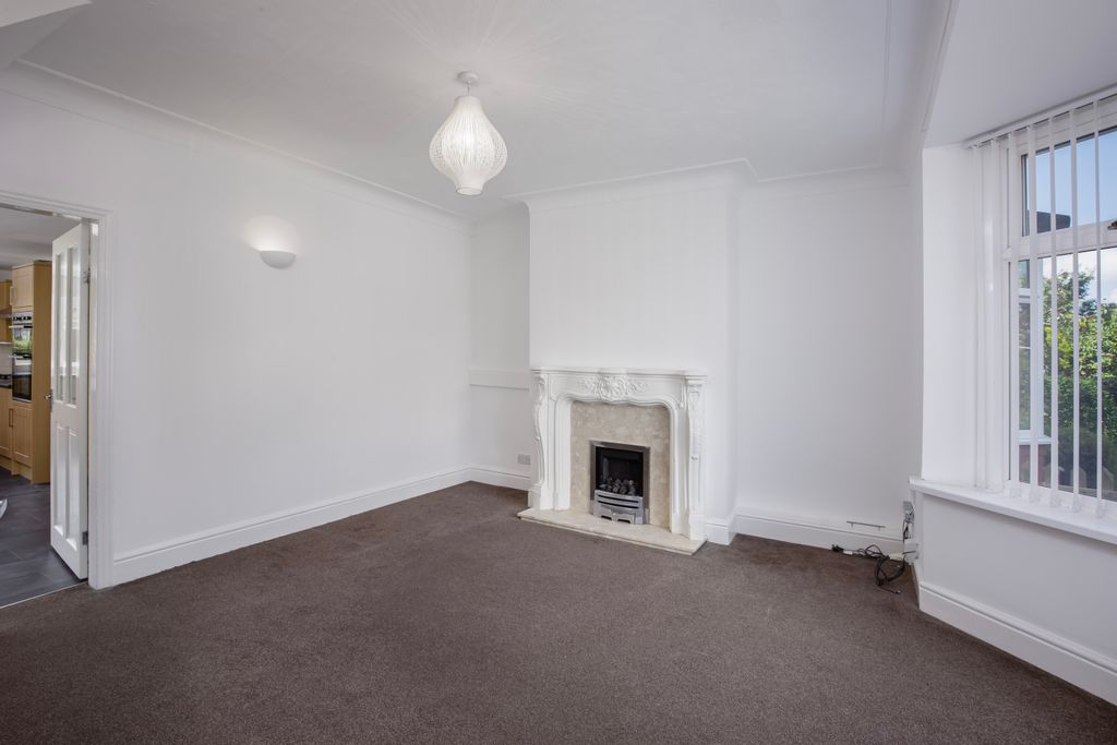 Property photo 3 of 13 5-Ripon (5 Of 13)
