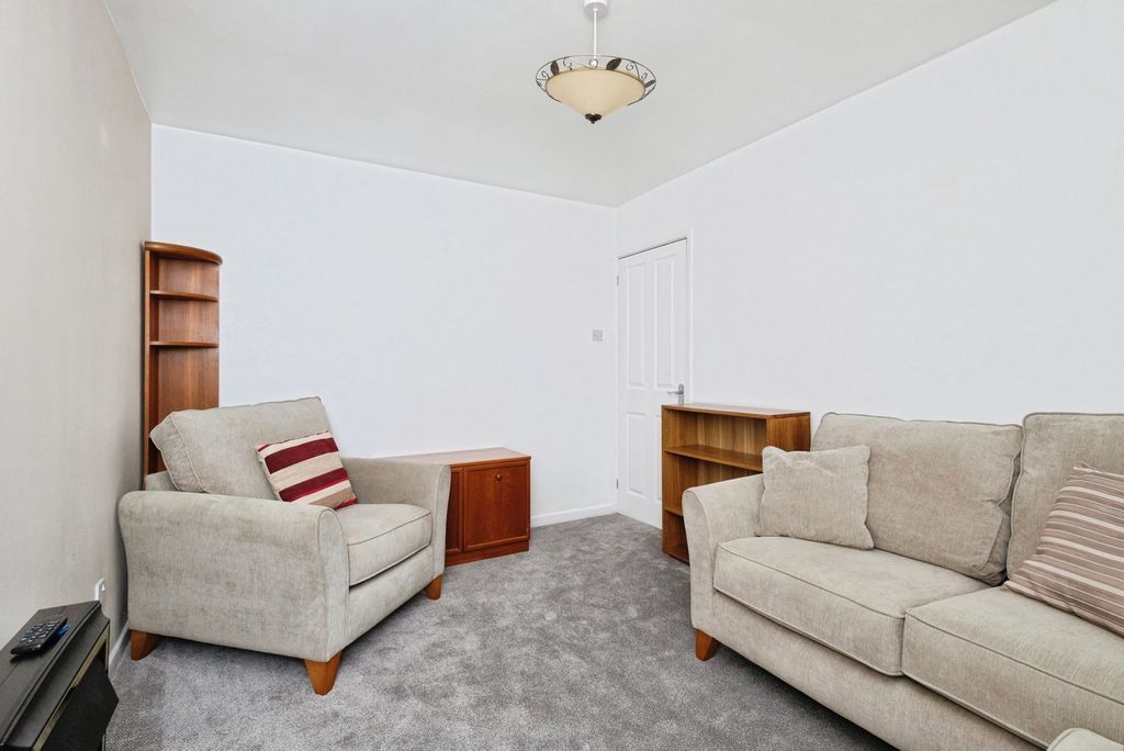 Property photo 2 of 19 Pbox-Img.Jpg