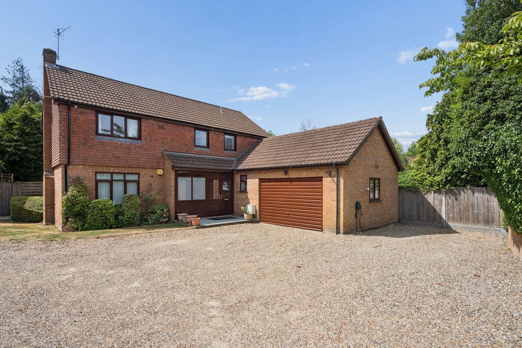 Property photo 1 of 22