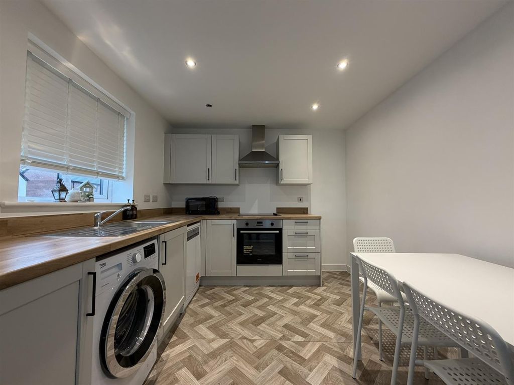 Property photo 2 of 16 Img_3834.Jpeg