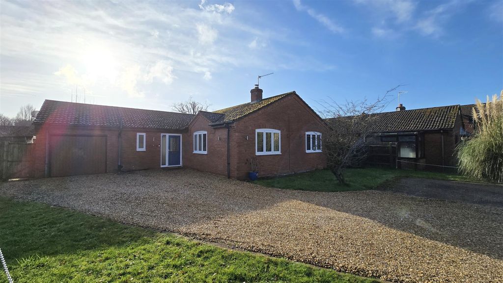 Property photo 1 of 20 Front