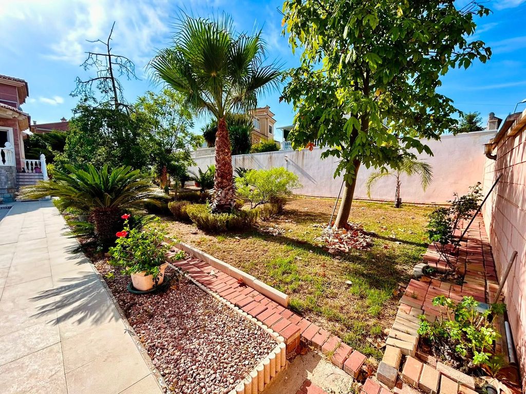 Property photo 3 of 50
