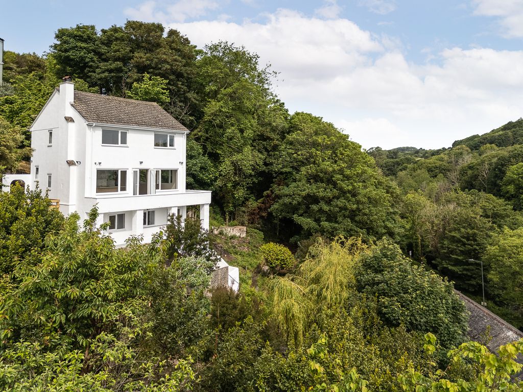 Property photo 1 of 37