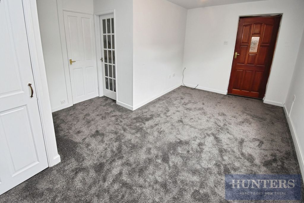Property photo 1 of 8 Pbox-Img.Jpg