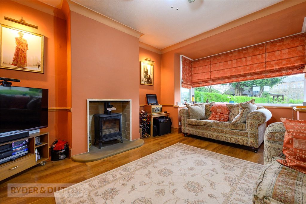 Property photo 3 of 23 Picture No. 14