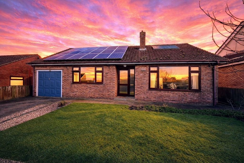 Property photo 1 of 13