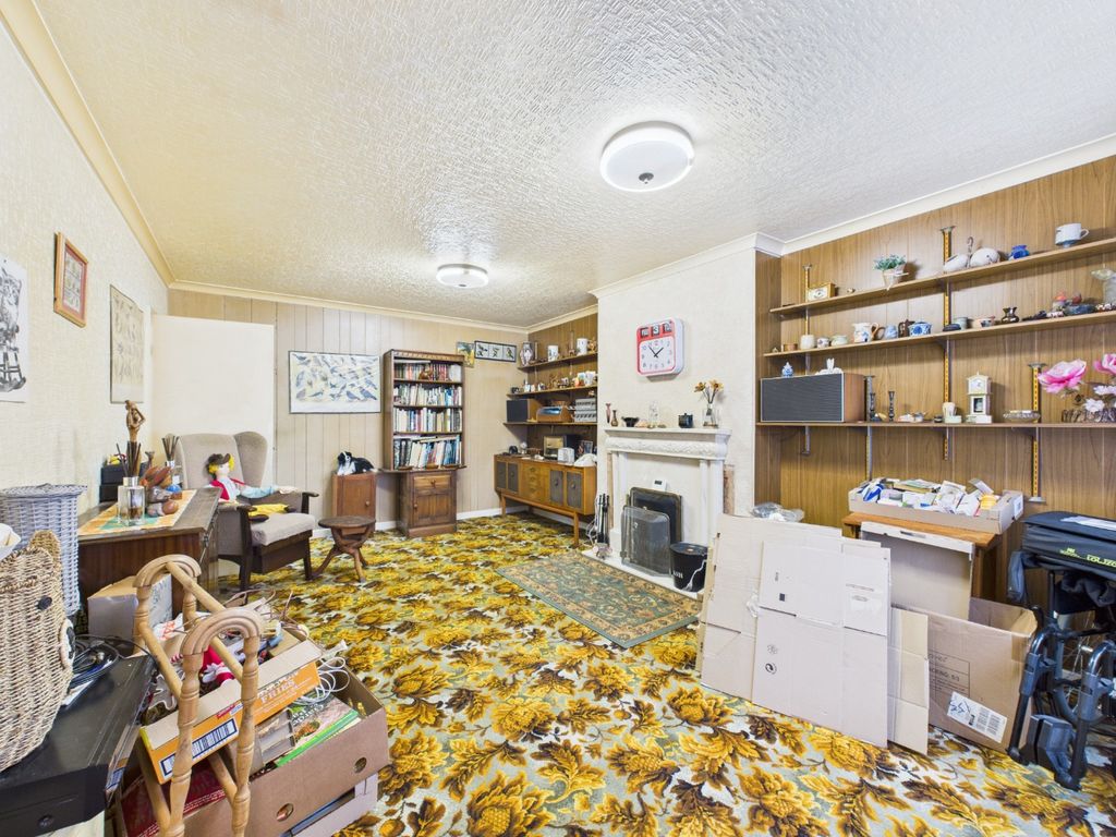 Property photo 3 of 9 4852208