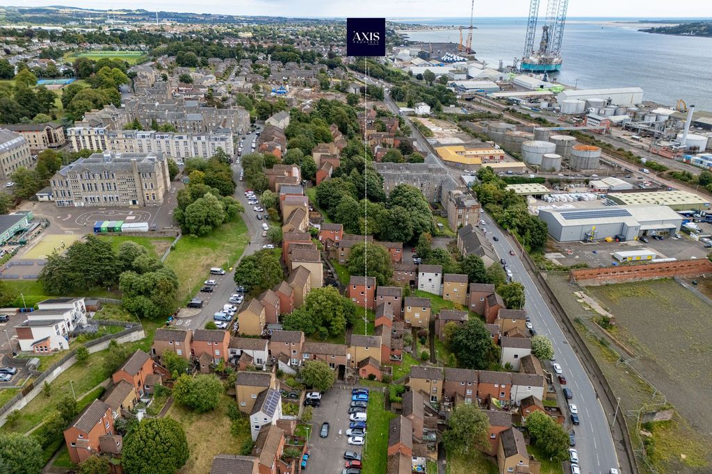 Property photo 2 of 9 Drone