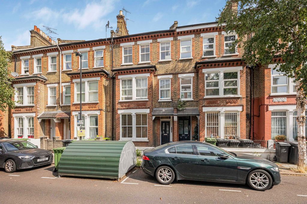 Property photo 1 of 14