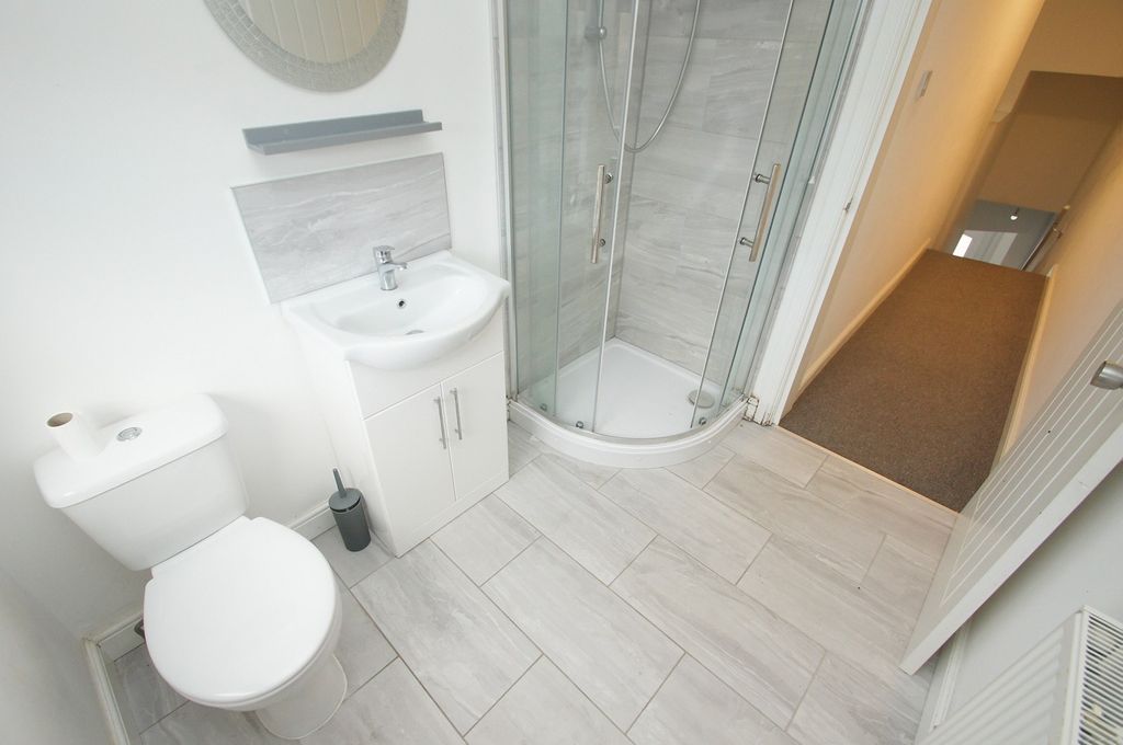 Property photo 2 of 5 Not Specified