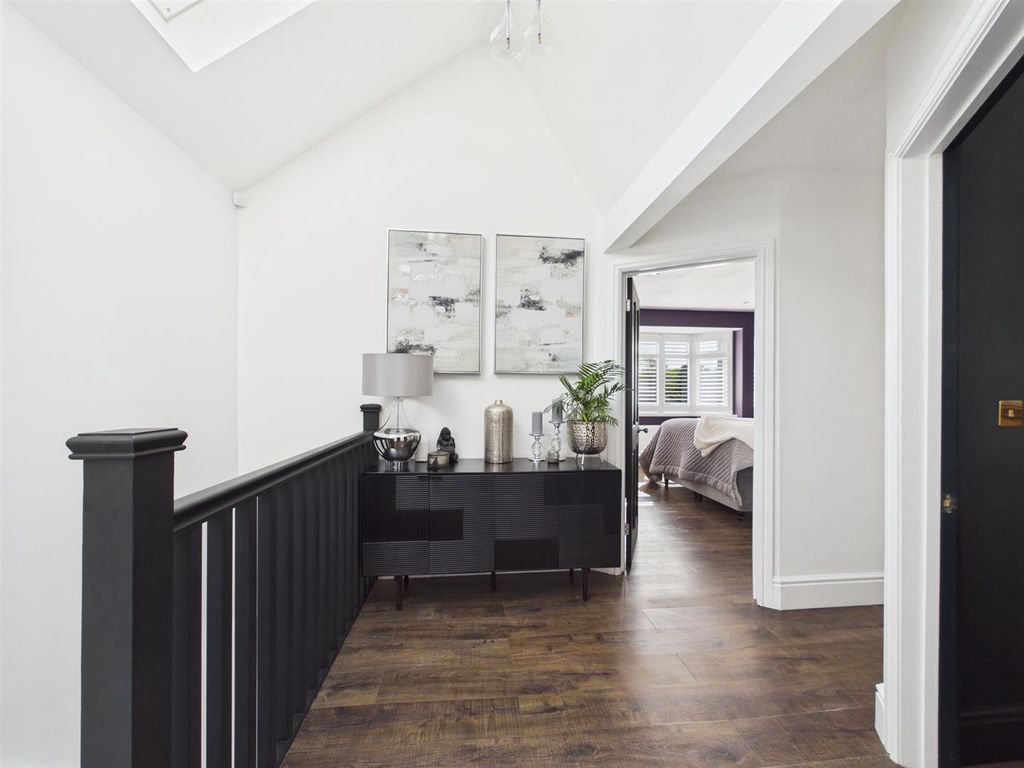 Additional image 27 of 5 bed detached house for saleMead Way, Coulsdon CR5