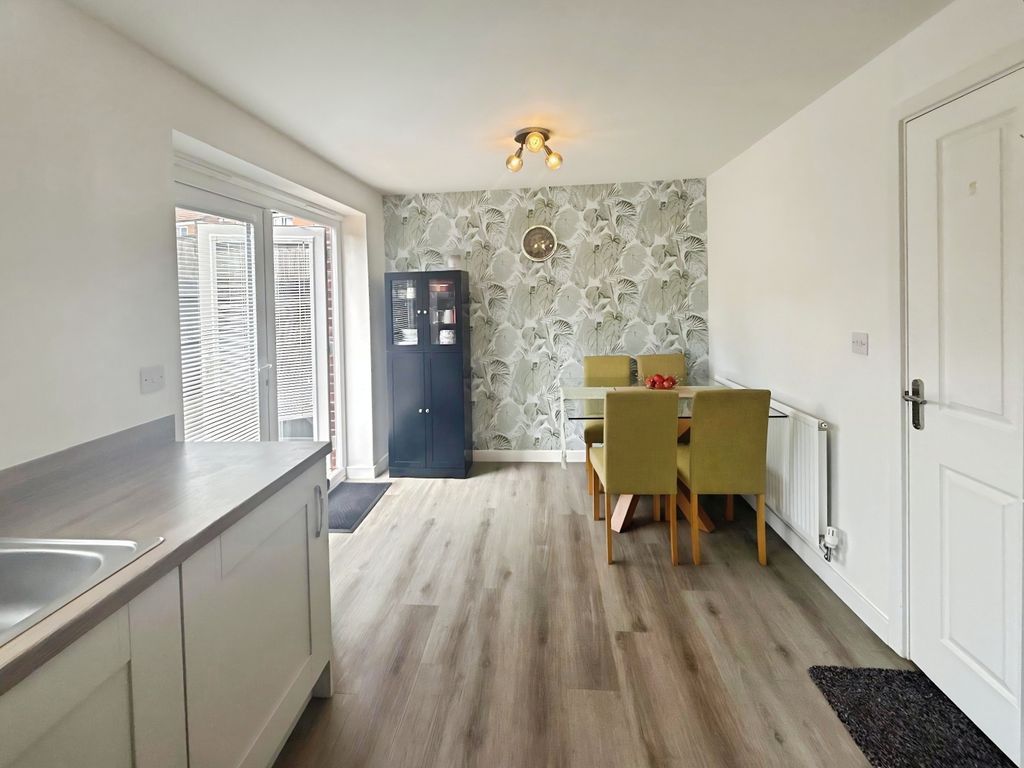 Property photo 3 of 15 Ec1Da87F-Whatsapp 20Image 202026-04-21 20At 2009.2