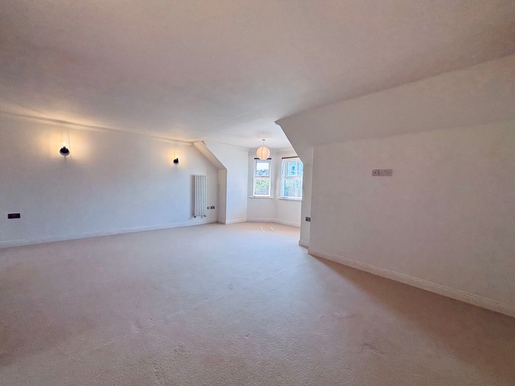 Property photo 2 of 19 View