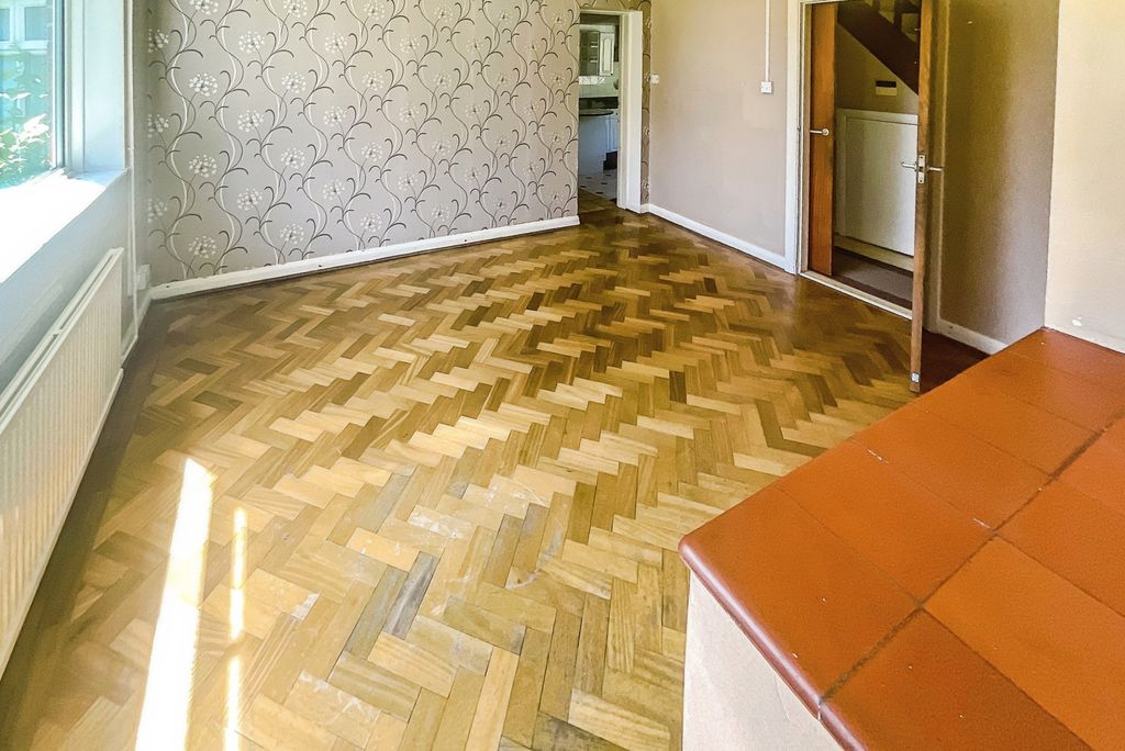 Property photo 3 of 20 Pbox-Img.Jpg