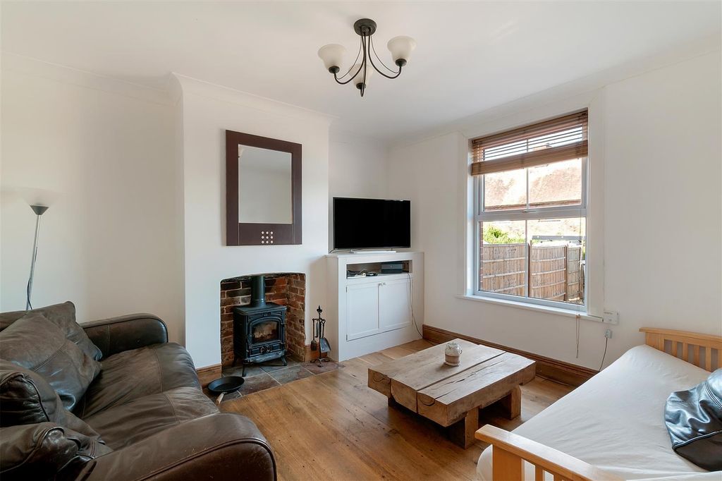 Property photo 3 of 16 Lr.Jpg