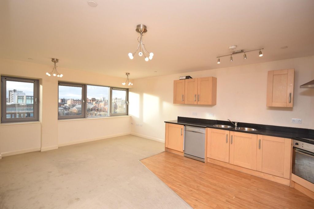 Property photo 2 of 7