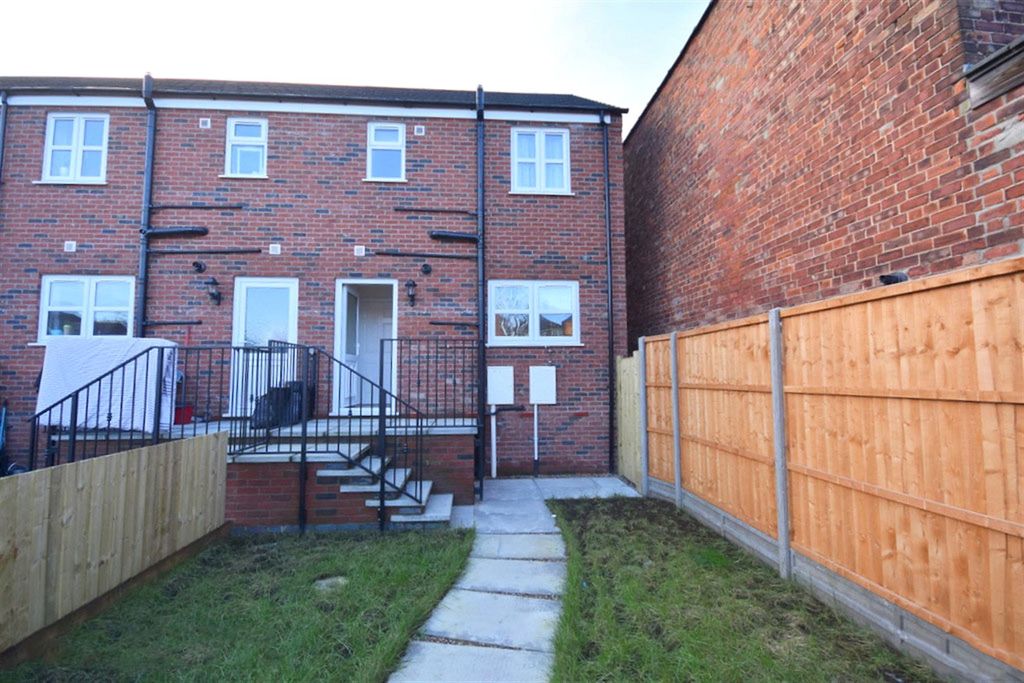 Property photo 3 of 8 Picture No. 17