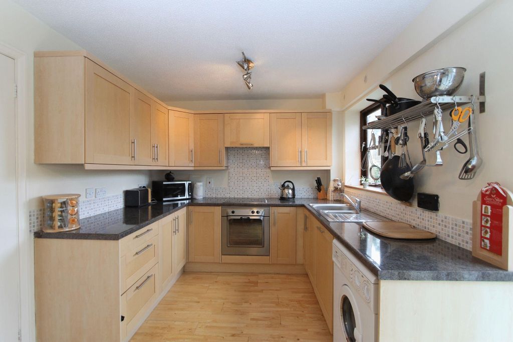 Property photo 2 of 10 Photo2