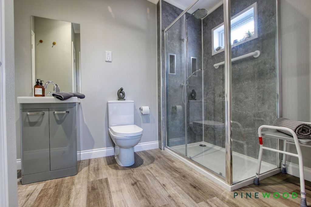 Property photo 3 of 15 Shower Room