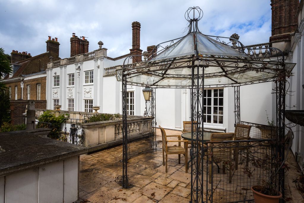 Additional image 15 of 4 bed detached house for saleHampton Court Road, East Molesey KT8