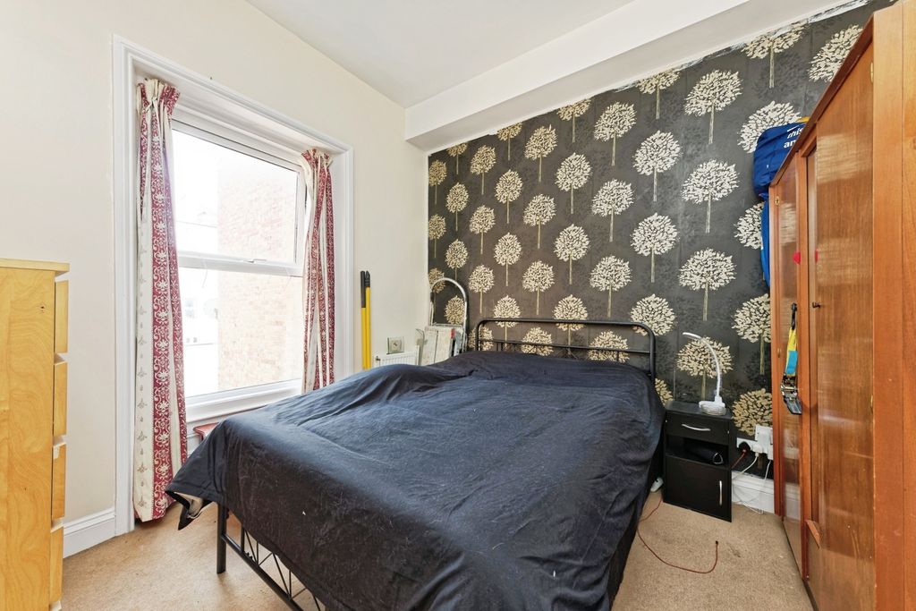 Property photo 2 of 20 Pbox-Img.Jpg
