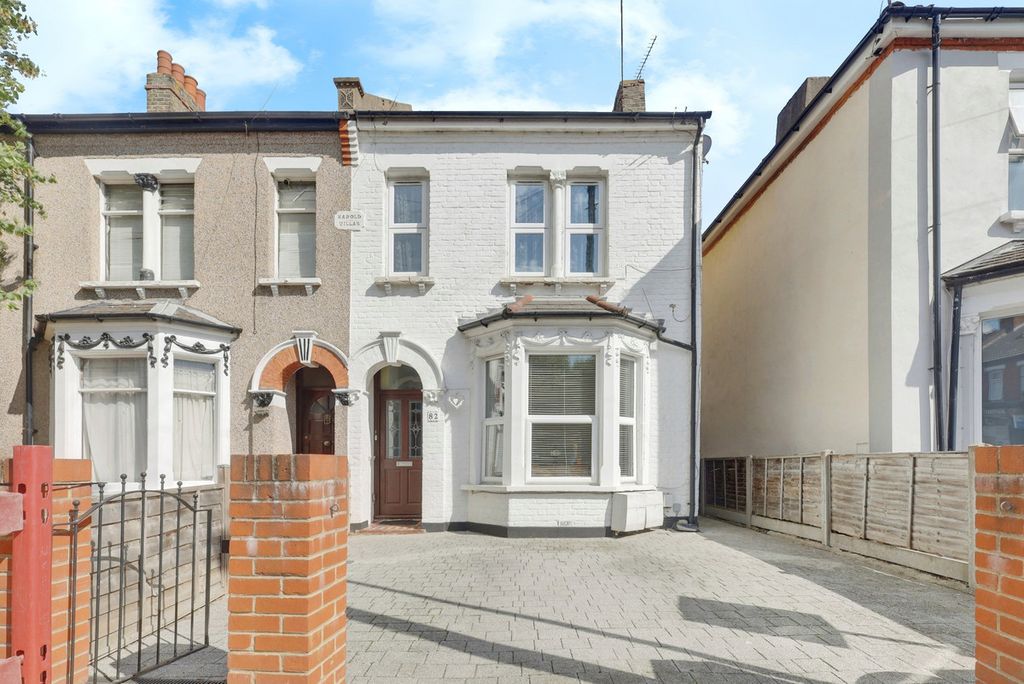 Property photo 1 of 6