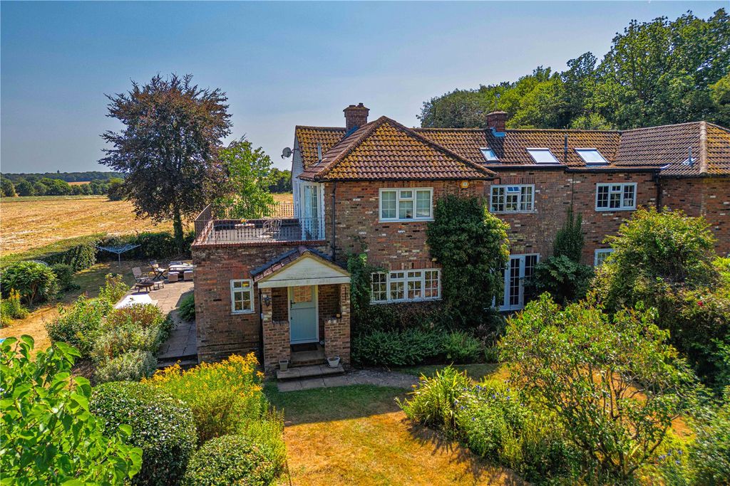 Property photo 1 of 44 Picture No. 52