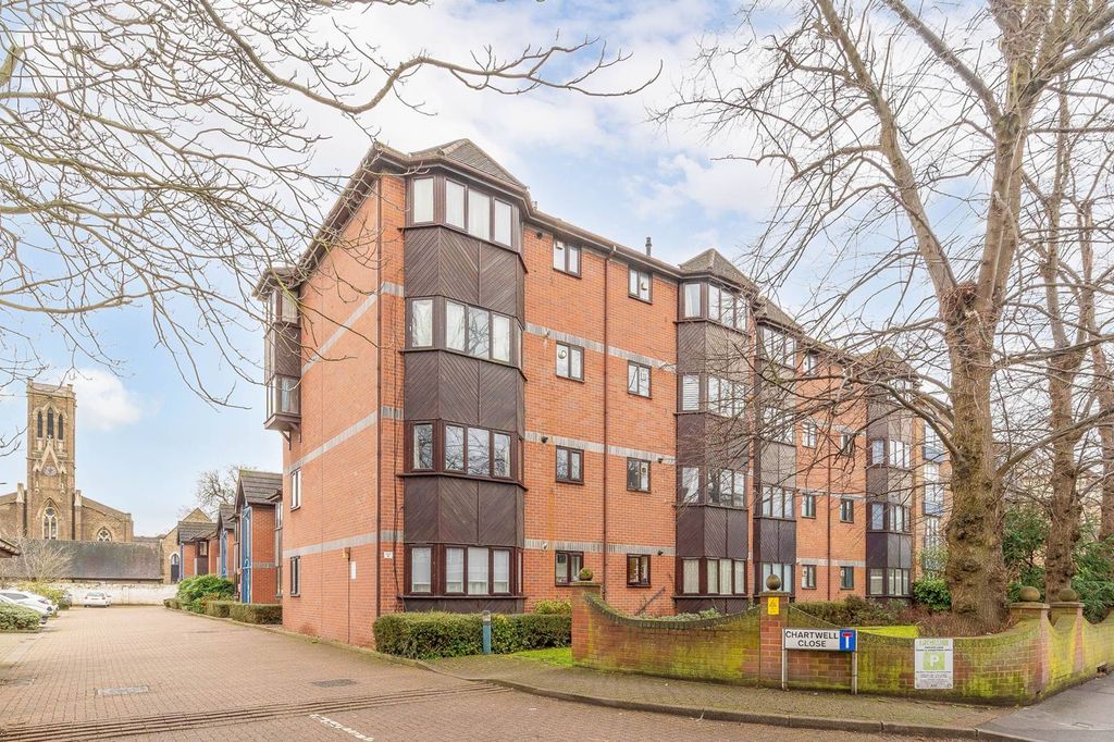 Property photo 2 of 8