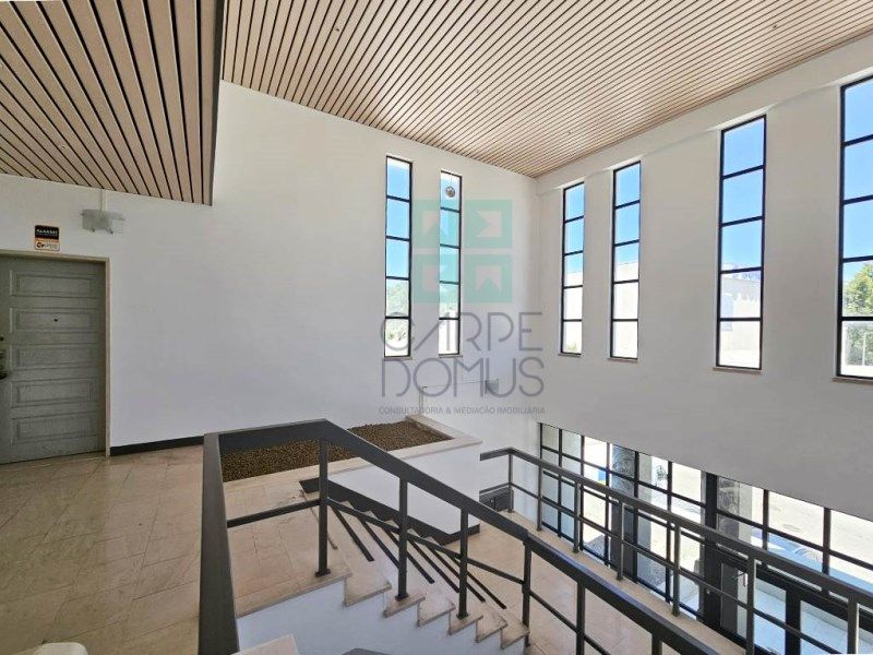 Property photo 3 of 48