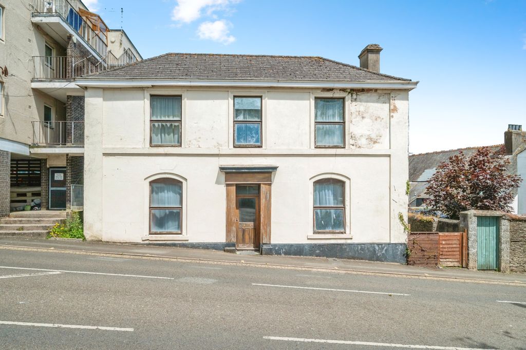 Property photo 1 of 15