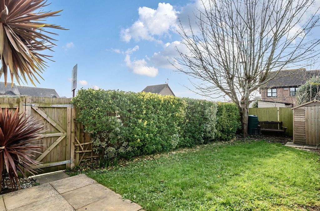 Property photo 2 of 19