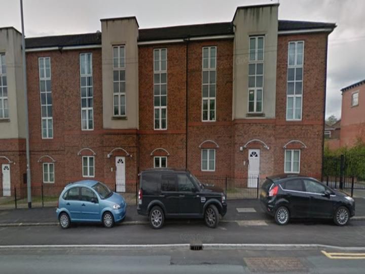 Property photo 2 of 11