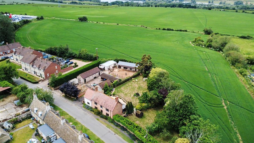 Property photo 1 of 36 Dji_0591.Jpg