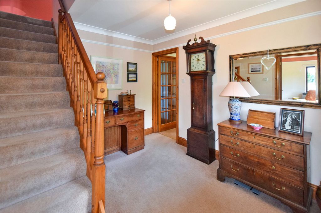 Property photo 2 of 19 Picture No. 06