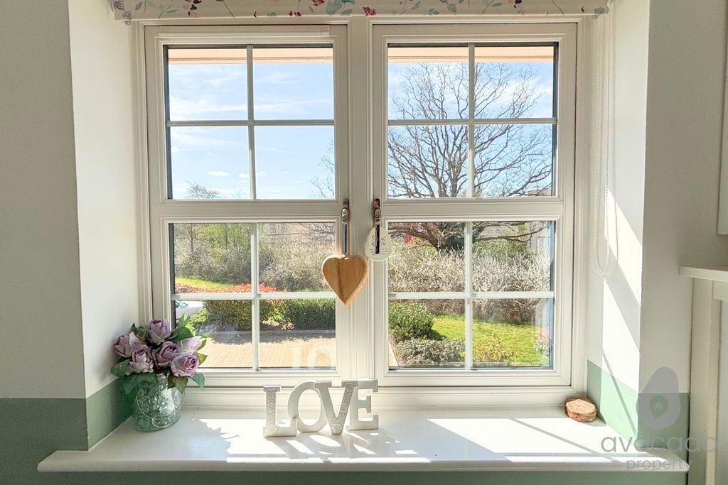 Property photo 3 of 16 4037839