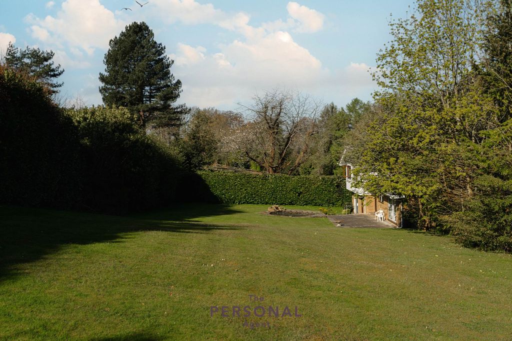 Property photo 3 of 22