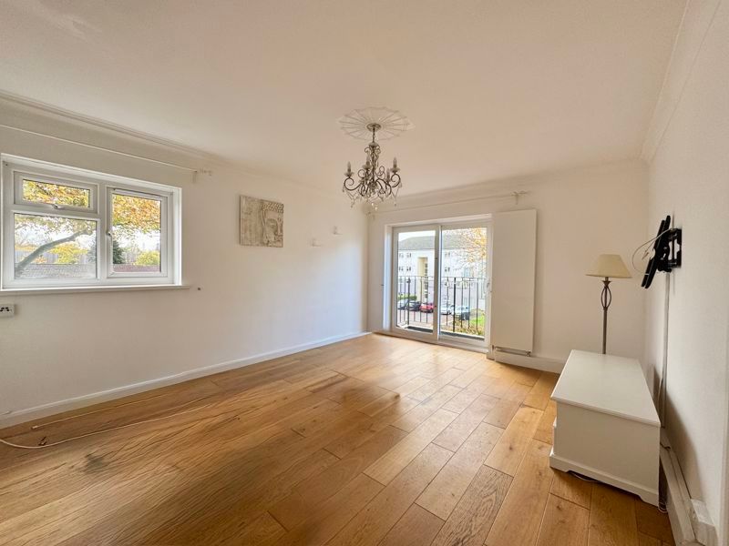 Property photo 2 of 5 Photo 5