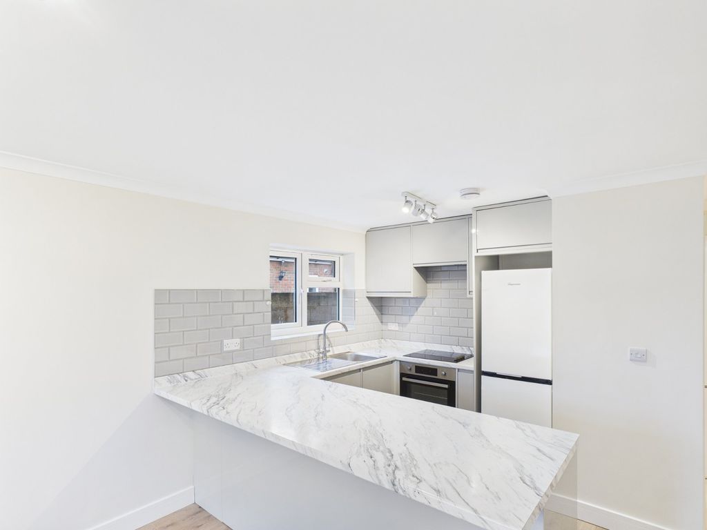 Property photo 2 of 12 Picture No. 04